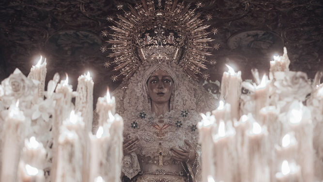 La Virgen de la Esperanza durante la pasada Madrugada.