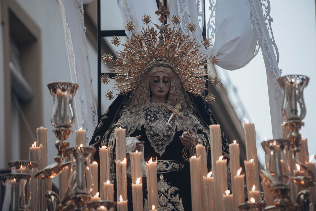 Las im&aacute;genes de la Soledad de San Lorenzo en la Semana Santa de Sevilla 2023