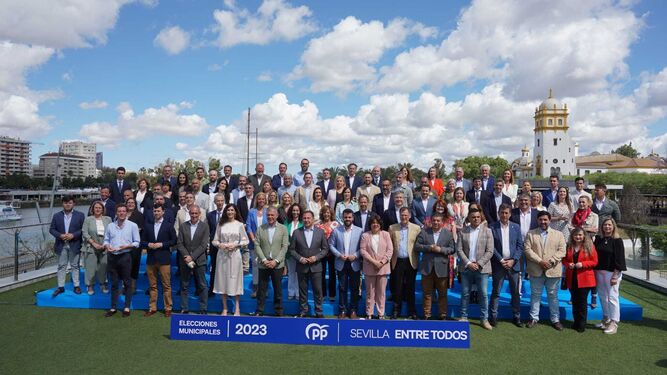El PP presenta a los 106 candidatos que "cambiarán la historia de la provincia de Sevilla"