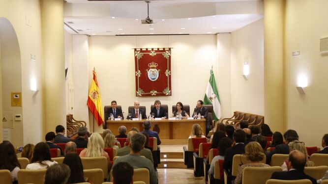 El Colegio de Abogados de Sevilla presenta el curso de acceso a la Abogacía