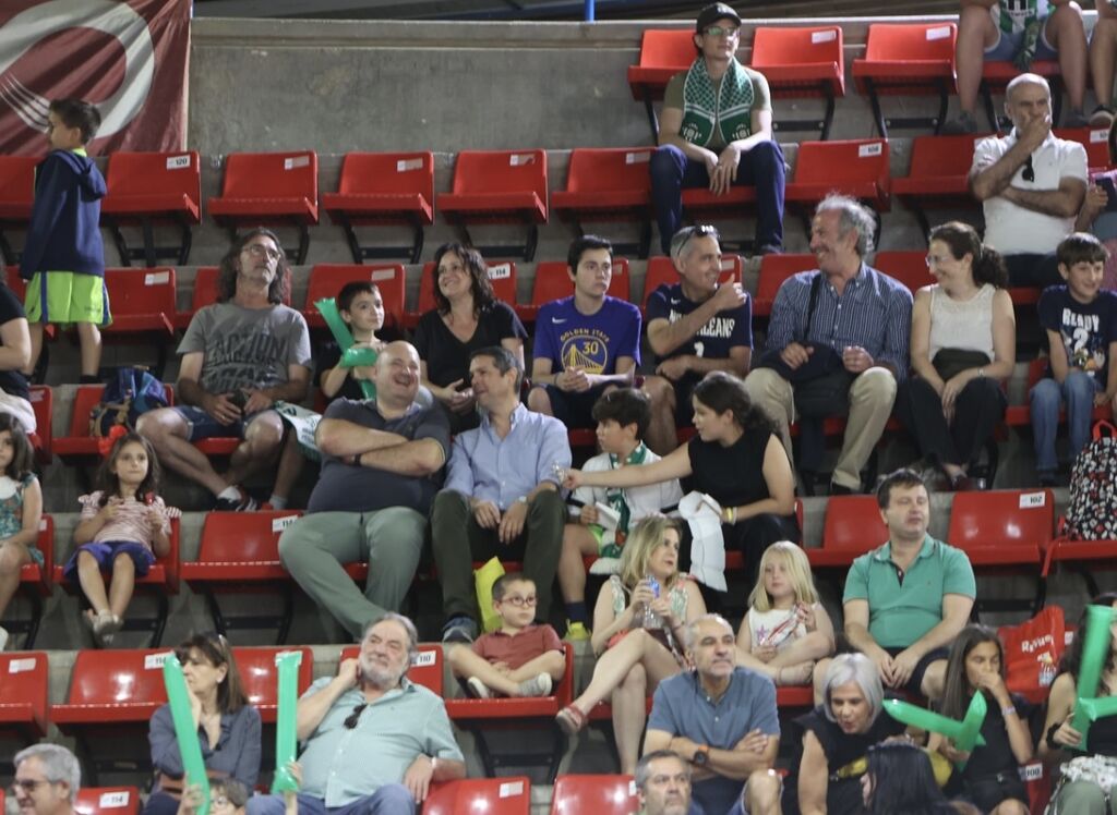 B&uacute;scate en el o Betis Granada de baloncesto