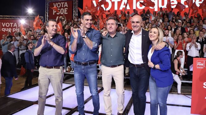 Mitin del PSOE en Sevilla