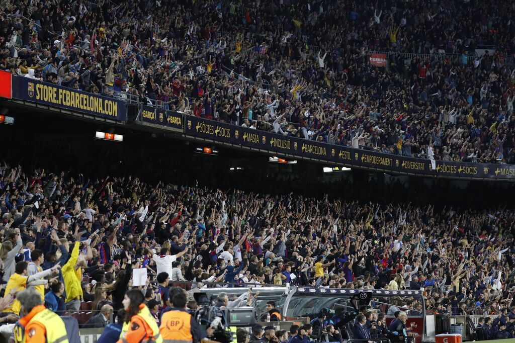 Las fotos de la fiesta del campe&oacute;n Barcelona con derrota ante la Real