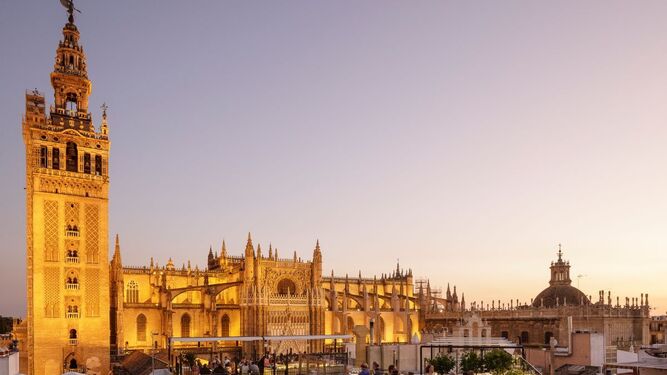 Las mejores terrazas de los hoteles de Sevilla para disfrutar del tardeo y la noche