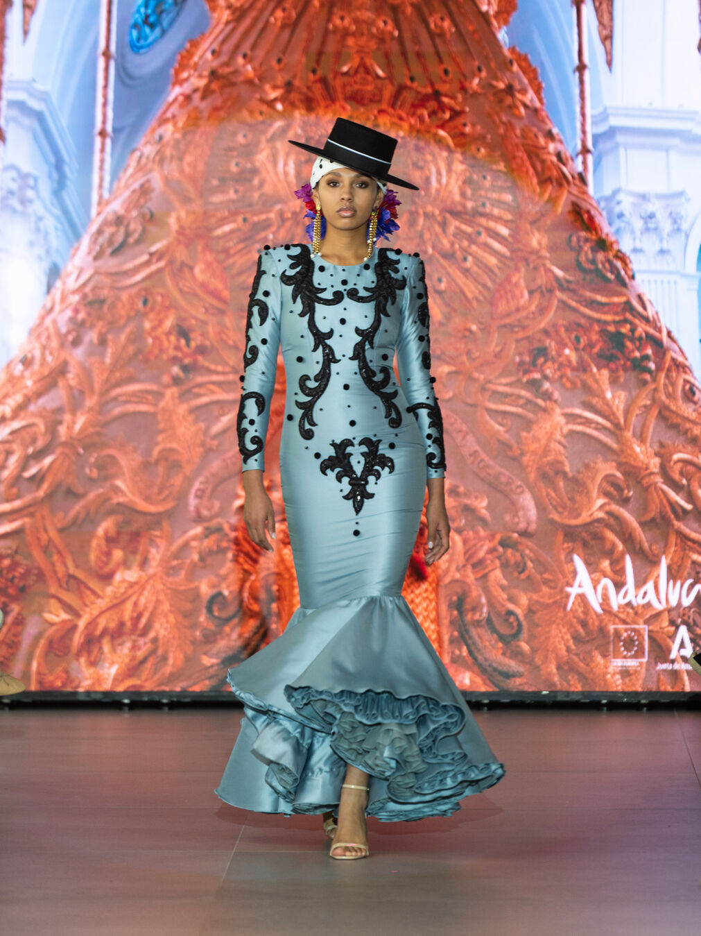 Todas las im&aacute;genes del desfile del Concurso 'Andaluc&iacute;a, destino de moda'