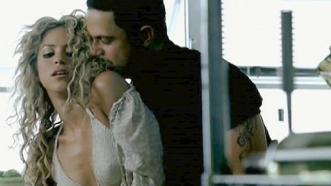 Shakira y Alejandro Sanz en el vídeo de 'La Tortura'