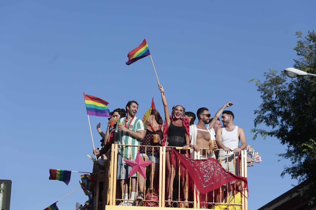 Las im&aacute;genes de la cabalgata del Orgullo LGTBI en Sevilla