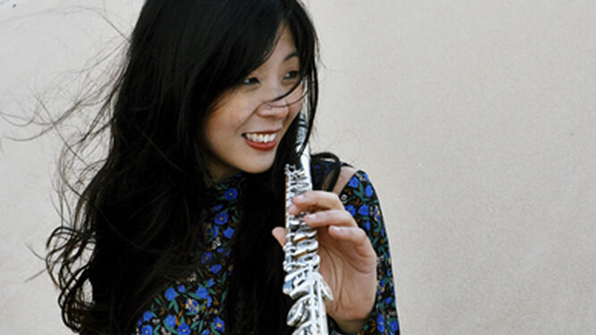 La flautista Lara Wong en una imagen promocional