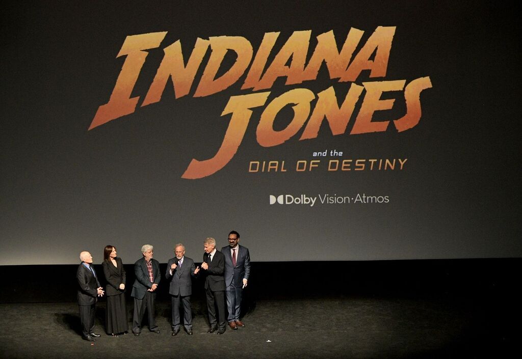 Indiana Jones y El Dial del Destino | Frank Marshall, Kathleen Kennedy, George Lucas, Steven Spielberg, Harrison Ford y James Mangold, en el estreno en Los &Aacute;ngeles.