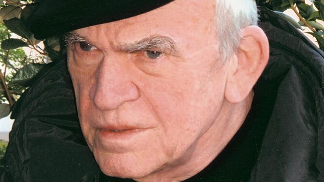El escritor checo Milan Kundera.