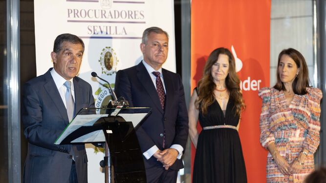 Lorenzo del Río recibe el IX Premio “Procuradora Ascensión García Ortiz”