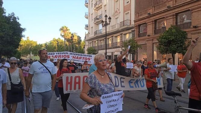 Manifestación convocada por Barrios Hartos el pasado jueves 13 de julio en Sevilla.