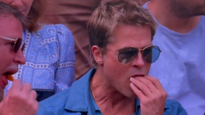Brad Pitt degusta entre las gradas de Wimbledon