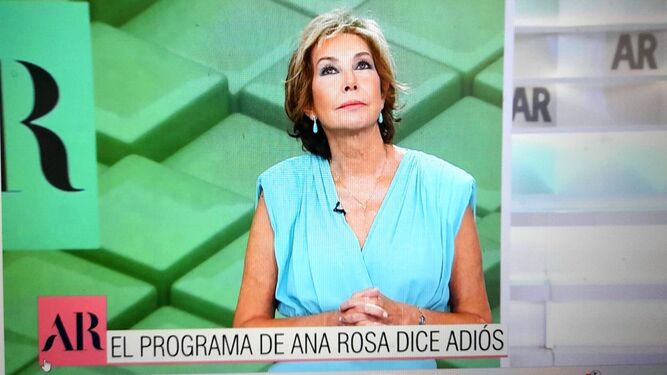Ana Rosa Quintana,, emocionada, en su intervención final de hoy martes en 'El programa de AR'