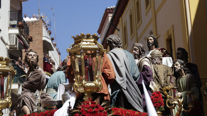 El apostolado de La Cena fue entregado por Bru durante 1975 y 1982