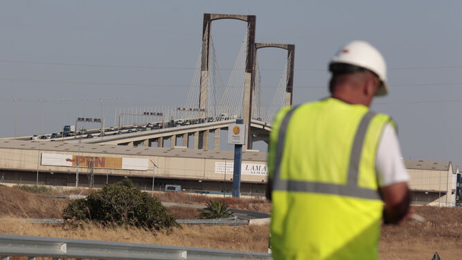 El puente del Centenario estará en obras la próxima semana.