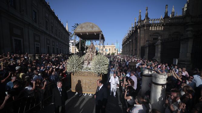 La procesión de la Virgen de los Reyes en imágenes