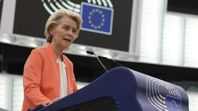 Ursula Von der Leyen pronuncia su discurso sobre el Estado de la Unión, en la Eurocámara en Estrasburgo.