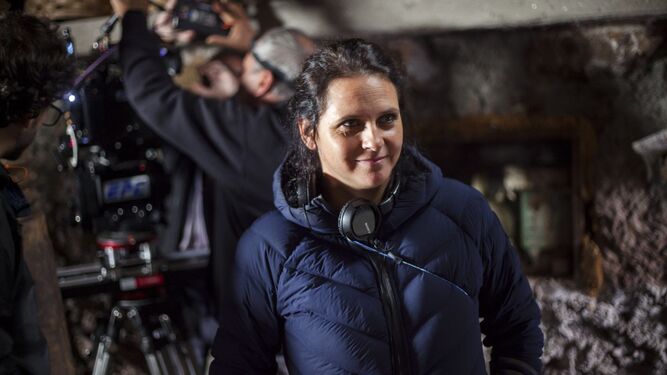 La directora Jaione Camborda durante el rodaje del largometraje ‘O Corno’.