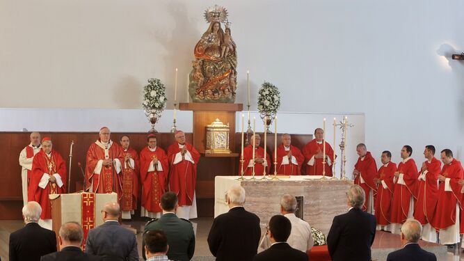 La celebración eucarística en el Seminario.