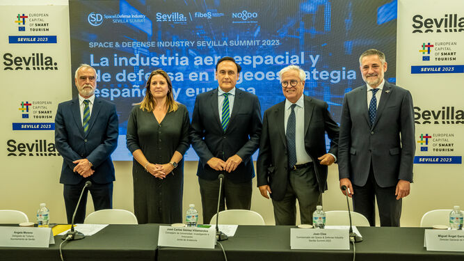 Presentación del congreso Space & Defense Industry Sevilla Summit 2023, en Marques de Contadero.