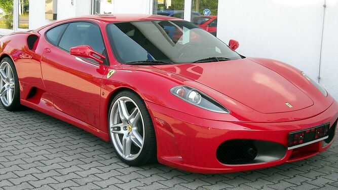 El pleito del Ferrari: se libra de pagar más de dos millones a la compañía automovilística
