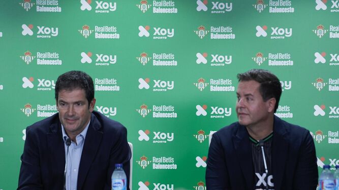 Ramón Alarcón y Carlos Lazo, CEO del Real Betis y XOY.