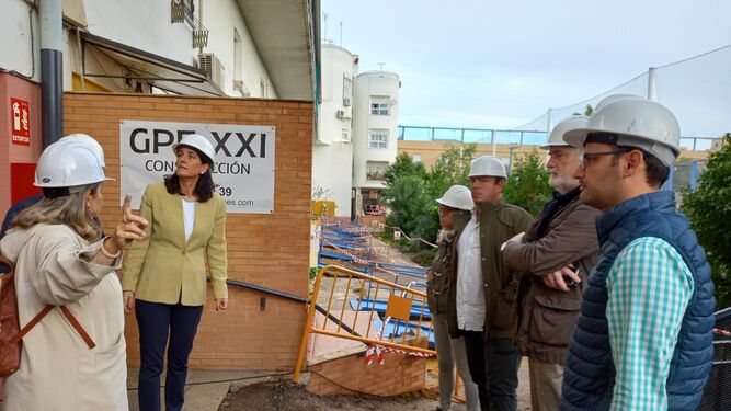 La Junta inicia obras de accesibilidad en 64 viviendas en alquiler de Los Bermejales en Sevilla