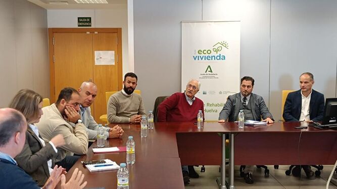Crean una ventanilla única en Huelva para agilizar las ayudas a la rehabilitación energética del Plan Ecovivienda