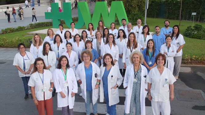 El equipo de Endocrinología y Nutrición del Hospital Virgen Macarena.