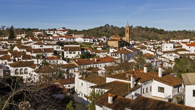 Fuenteheridos, un bello pueblo para visitar en la Sierra de Aracena