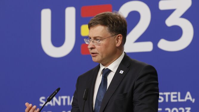Valdis  Dombrovski, vicepresidente económico de la Unión Europea