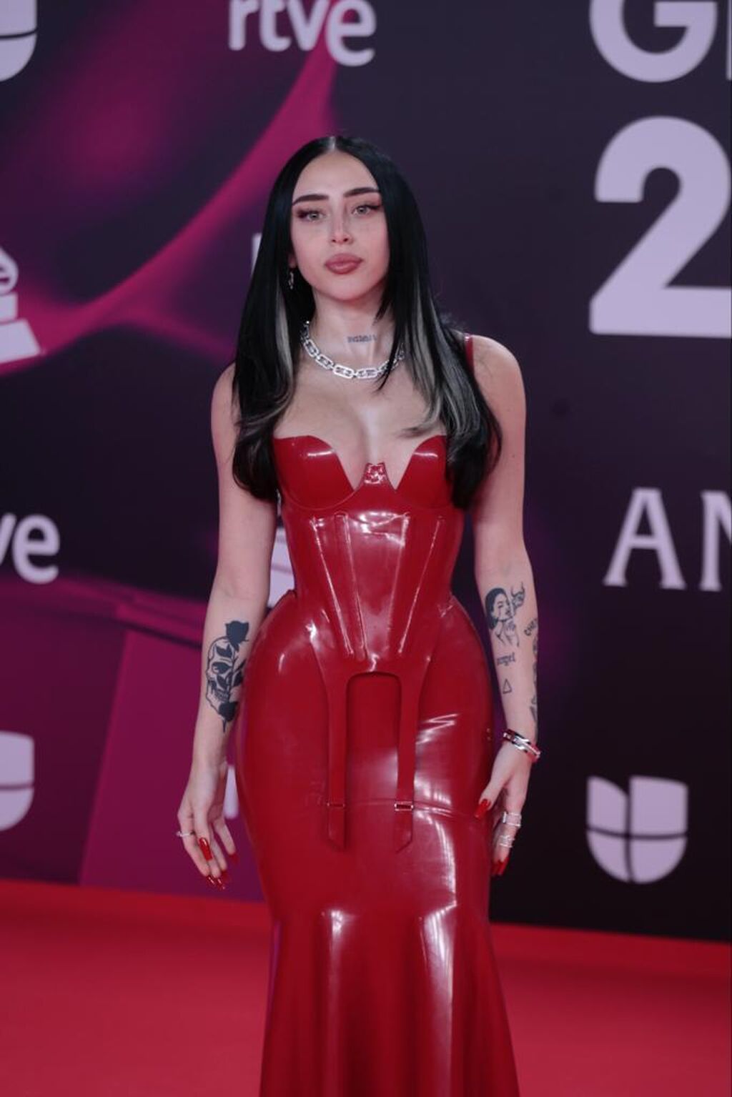 La alfombra roja de la gala de los Grammy Latinos 2023 en Sevilla, en im&aacute;genes