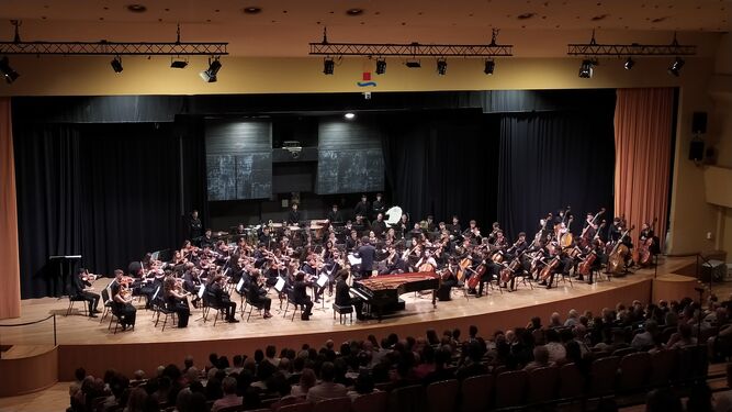 La Orquesta Sinfónica Conjunta en el Auditorio de Ingenieros