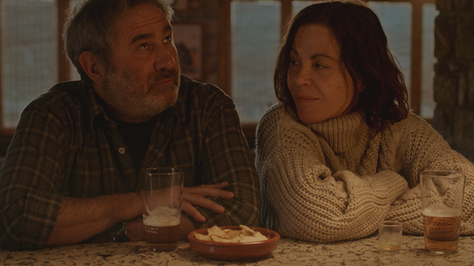 Sergi López y Montse Germán en una imagen del filme de Marc Recha.