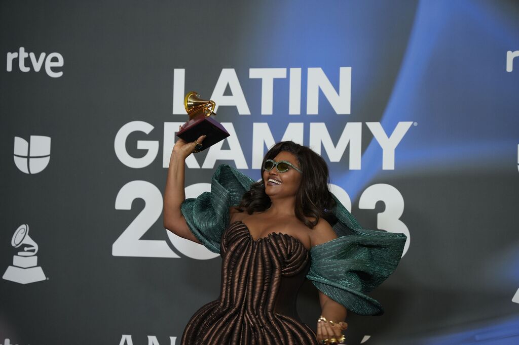 Gaby Amarantos celebra su premio Grammy