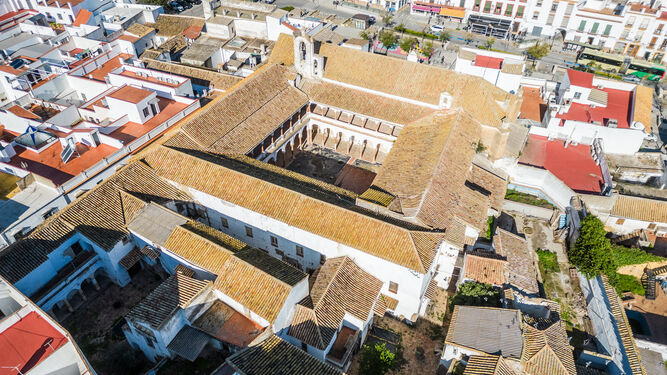 Vista aérea del antiguo Convento de la Concepción en Carmona.