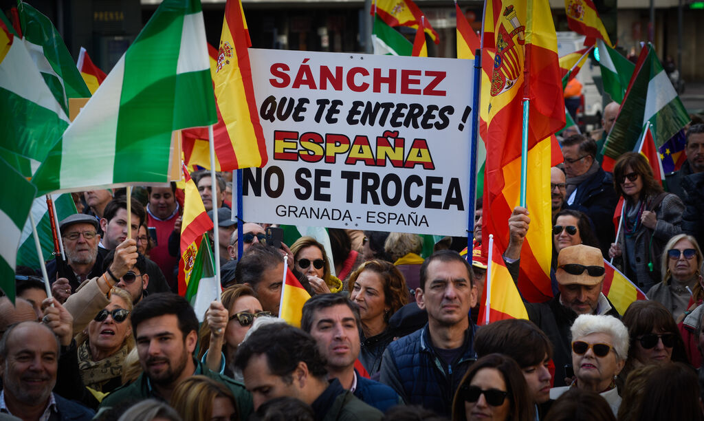 Concentraci&oacute;n en Sevilla contra la amnist&iacute;a y en defensa de Andaluc&iacute;a