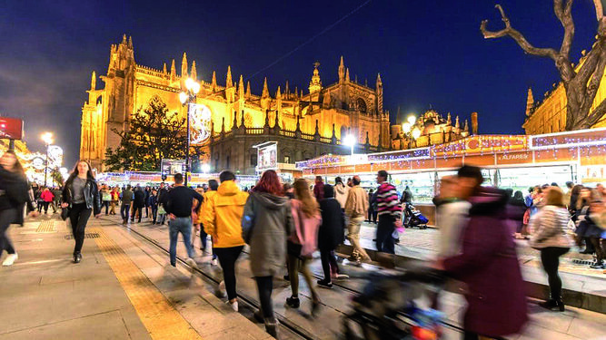 Sevilla en Navidad, un gran escenario de luces y color
