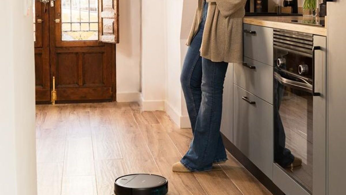 Robots aspiradores que también friegan el suelo para limpiar la