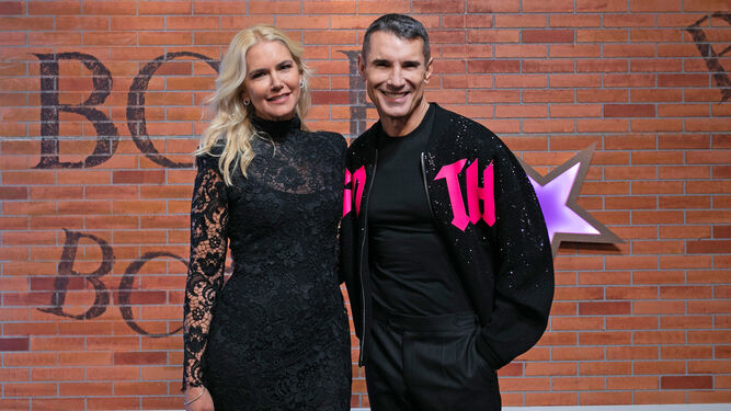 Los presentadores de 'Bailando con las estrellas', Valeria Mazza y Jesús Vázquez