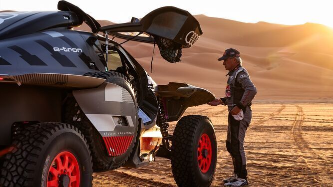 Carlos Sainz levanta su cuarto Dakar y se convierte en leyenda