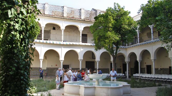 Claustro del antiguo Convento de Santa Clara.