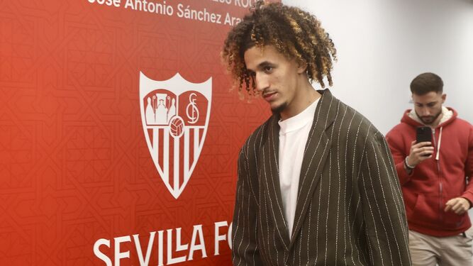 Hannibal, el día de su presentación como futbolista del Sevilla.