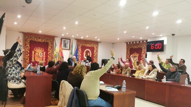 Imagen de archivo de la celebración de un Pleno en el Ayuntamiento de Bormujos