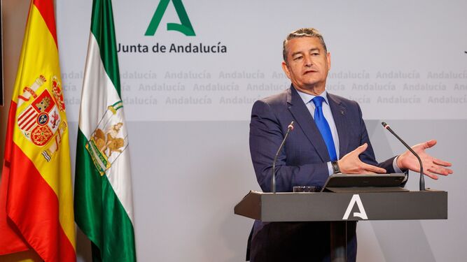 El consejero de Presidencia, Antonio Sanz, ha coordinado el decreto de simplficación administrativa.