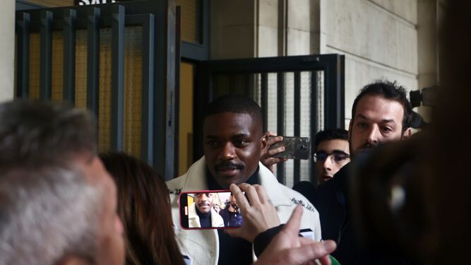 William Carvalho, a la salida de su declaración en los juzgados.