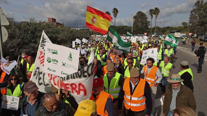 Manifestación de agricultores este jueves en el Puerto de Algeciras