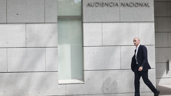 Luis Rubiales llega a la Audiencia Nacional a finales del pasado octubre.