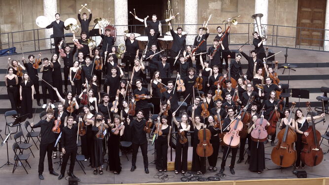 La Orquesta Joven de Andalucía en el Palacio Carlos V de Granada.